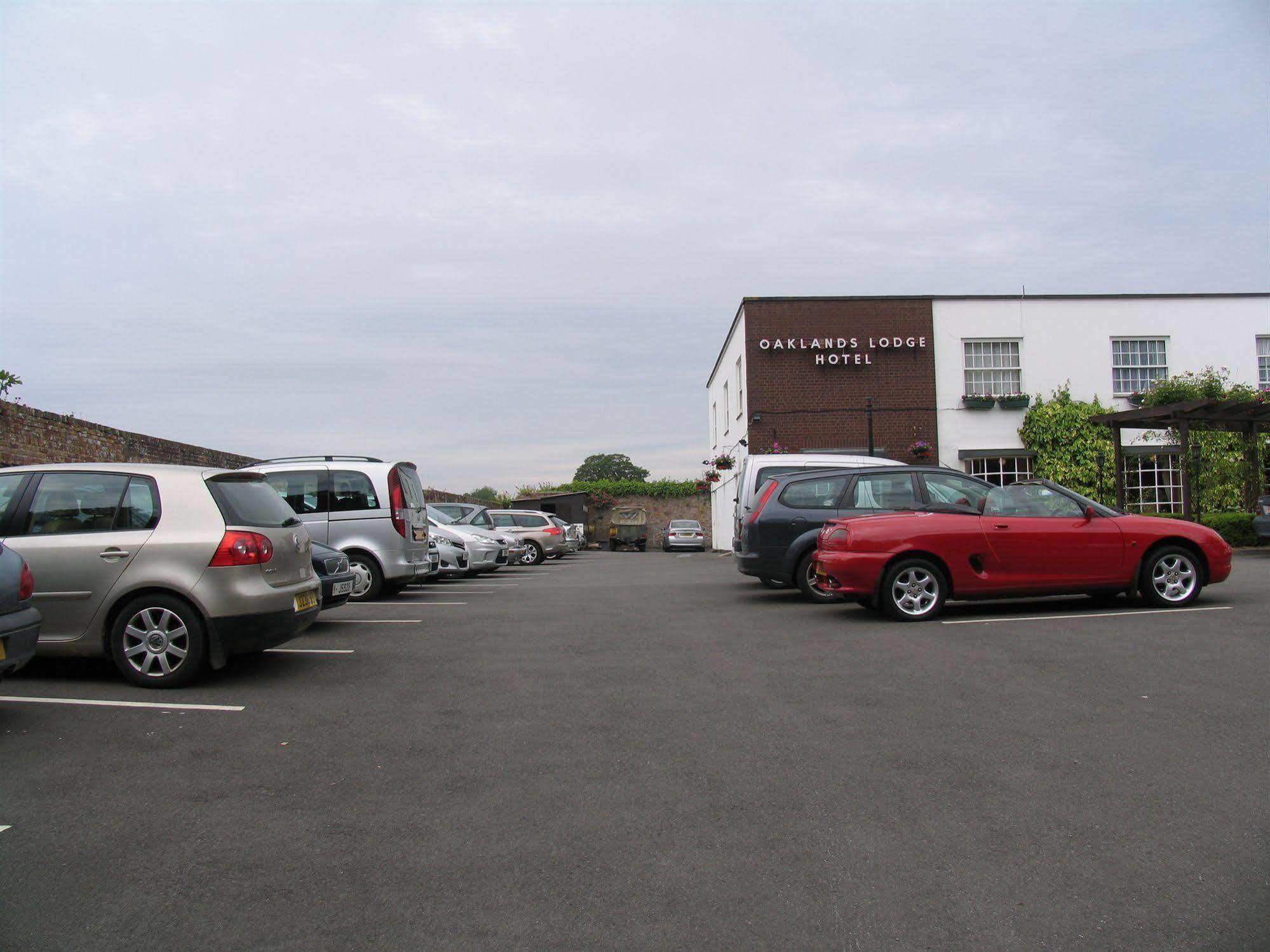 Oaklands Lodge Hotel St Aubin Extérieur photo